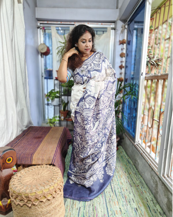 Hand Batik Bishnupuri Silk Saree – Alpana (Off-white/Blue)