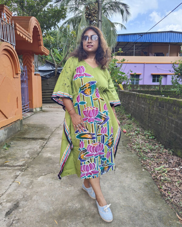 Hand Batik Pure Cotton Kaftan – Lotus (Neon Green)