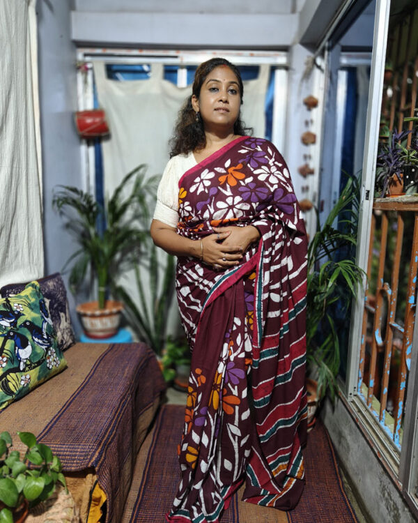 Hand Batik Pure Cotton Saree – Nayantara (Maroon)