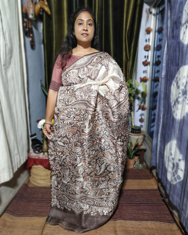 Hand Batik Bishnupuri Silk Saree 01– Alpana (Off-white/Light Brown, Dark Brown)