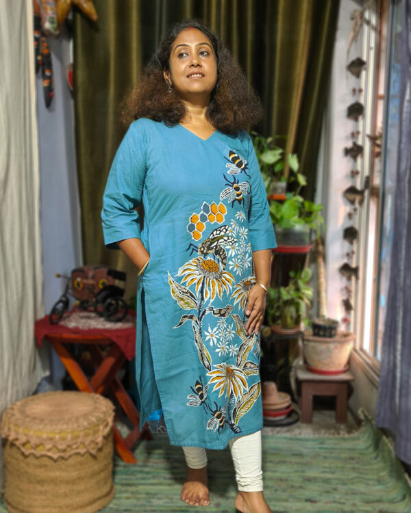 Hand Batik Sunflower & Honey Bee Kurti